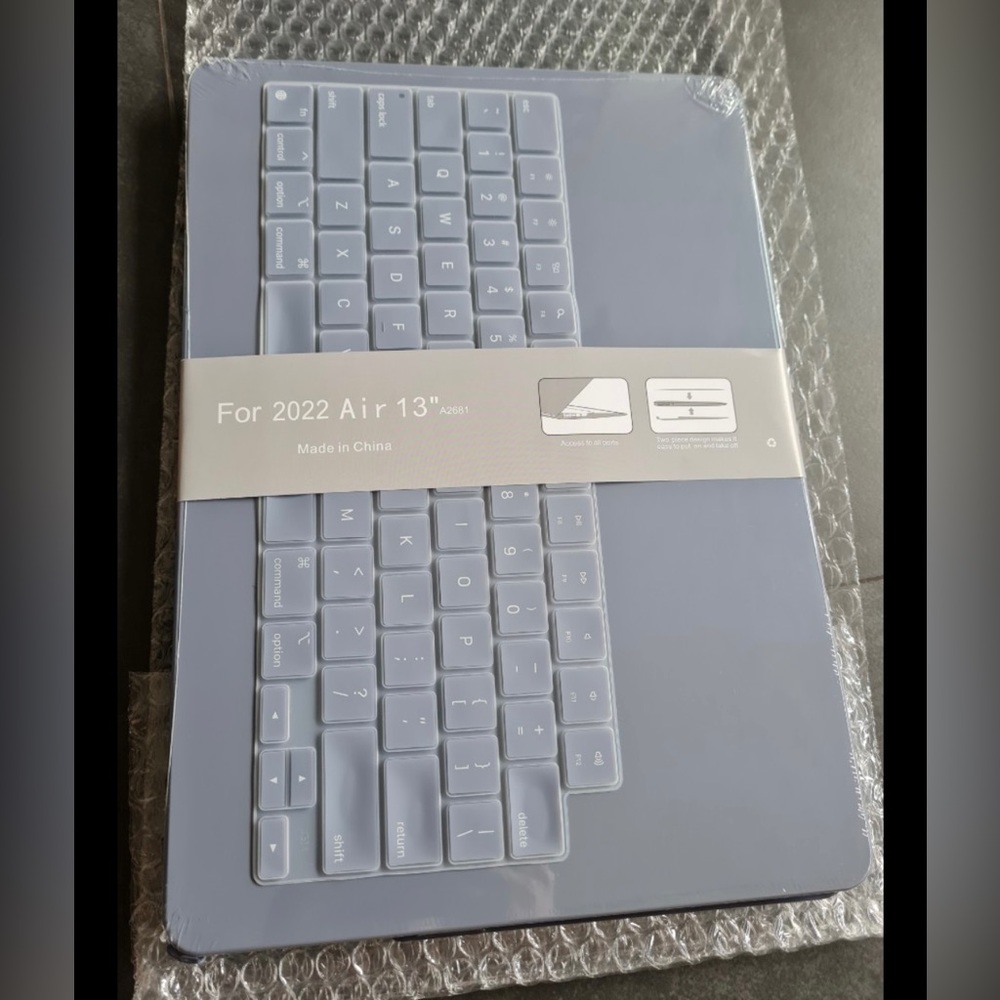 MacBook Air 2022 13” Case Cover